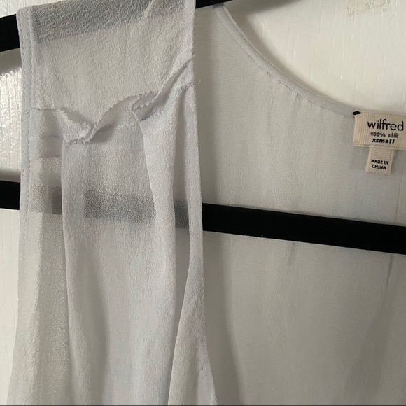 Sheer baby blue Wilfred Blouse - Picture 4 of 4